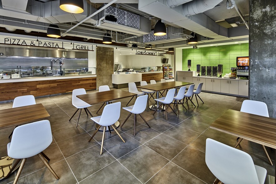 More Photos Of 5005 Lyndon B Johnson Fwy, Dallas Office For Lease