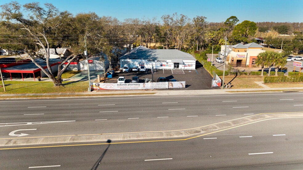 More Photos Of 17510 N US Highway 41, Lutz Storefront Retail Office For Sale