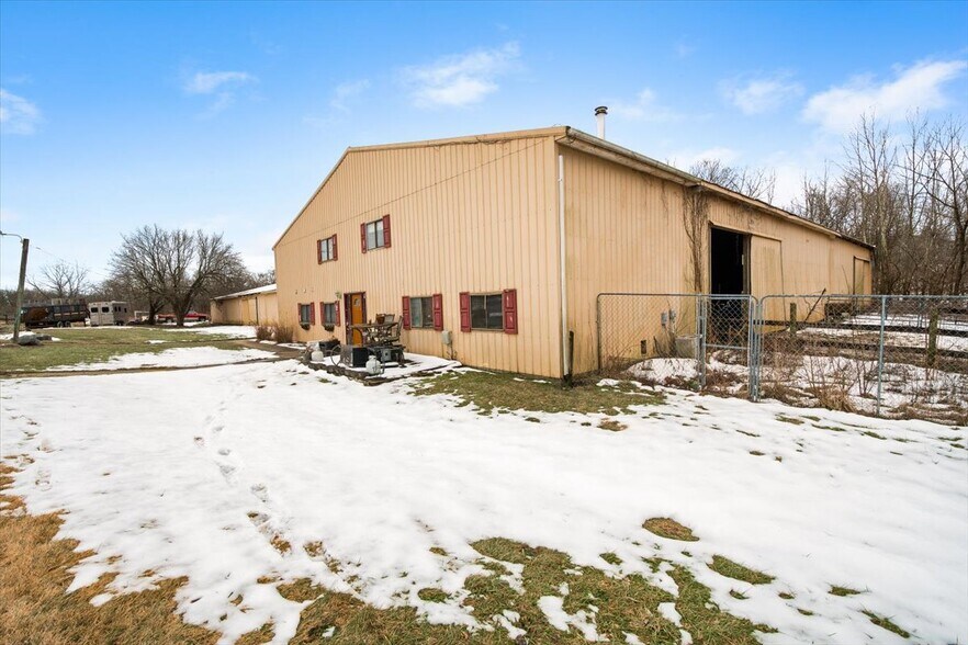 More Photos Of 2675 Carriagegate Ln, Maineville Lodge Meeting Hall For Sale