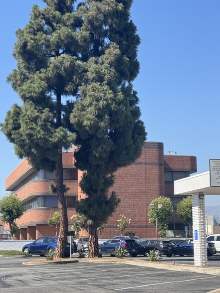 More Photos Of 223 N Garfield Ave, Monterey Park Medical For Sale