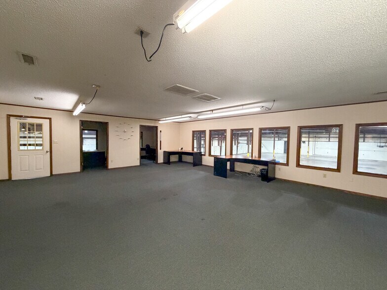 More Photos Of 144 Industrial Dr, Forest City Warehouse For Lease