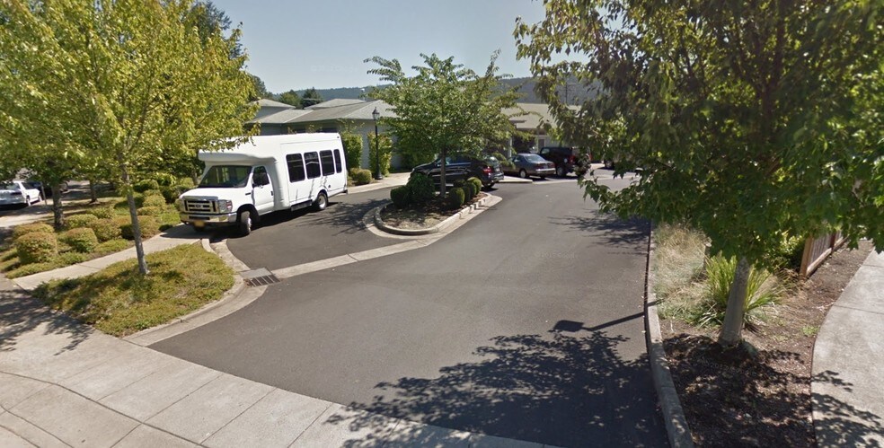 More Photos Of 6135 E St, Springfield Assisted Living For Sale