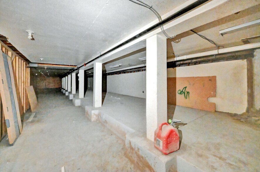 More Photos Of 2242 Washington Blvd, Ogden Storefront Retail Office For Lease