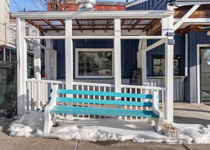 More Photos Of 2 Pond St, Bristol Storefront For Sale