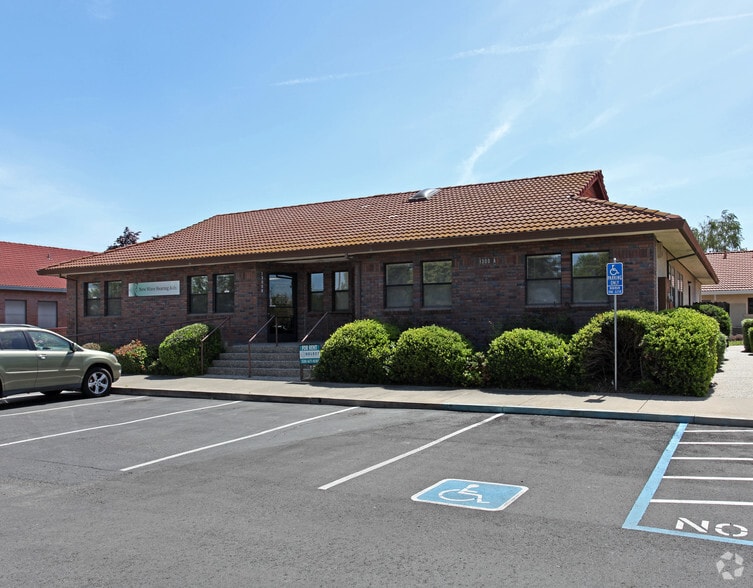 More Photos Of 1215 Plumas St, Yuba City Medical For Sale