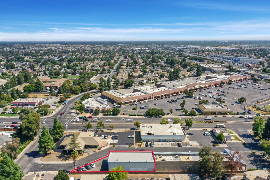 More Photos Of 8129 West Ln, Stockton Auto Repair For Sale