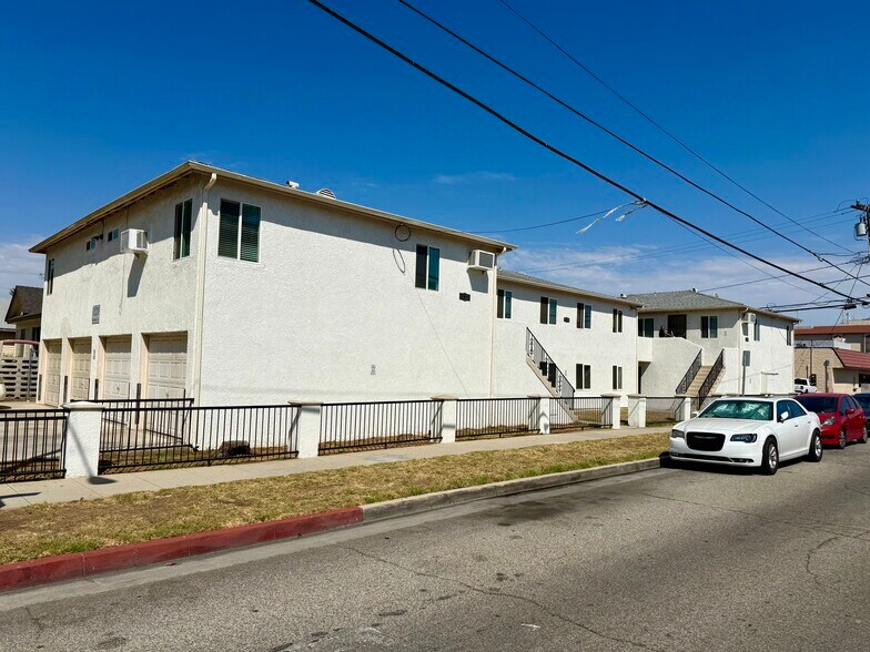 More Photos Of 1117-1121 2nd St, San Fernando Apartments For Sale