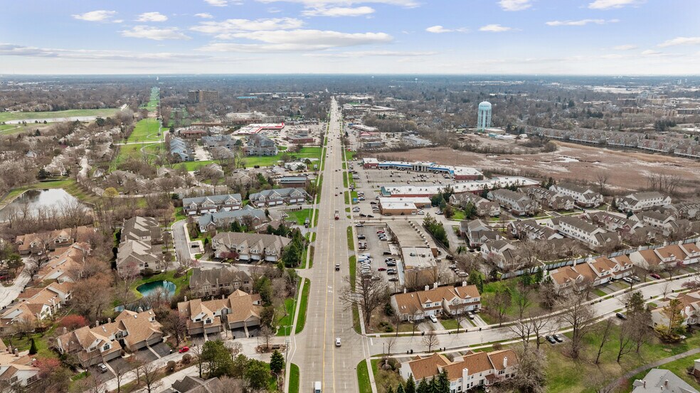 More Photos Of 473 W Northwest Hwy, Palatine Office For Sale