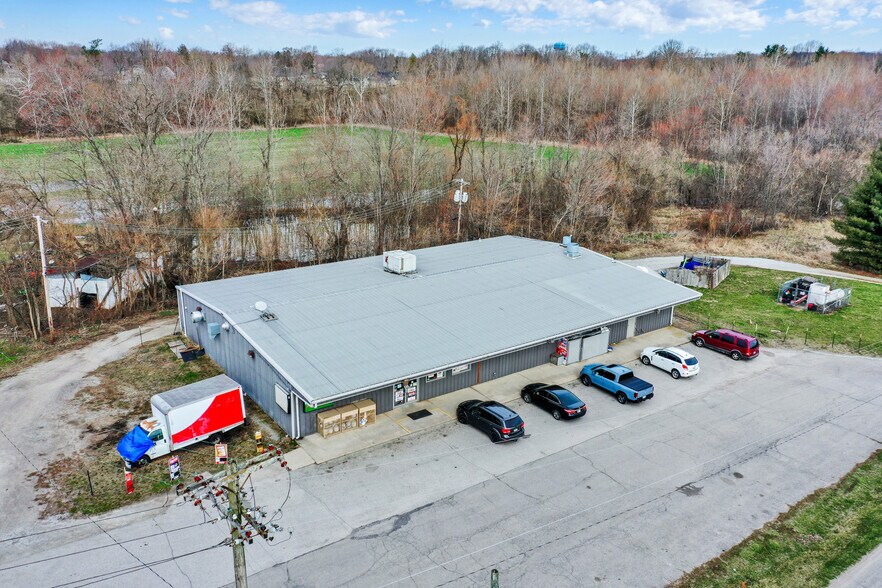 More Photos Of 9135 S Mill Rd, Knightstown Supermarket For Sale