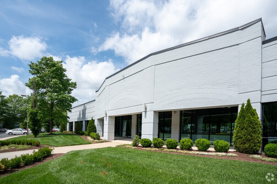 More Photos Of 4025 Stirrup Creek Dr, Durham Research And Development For Lease