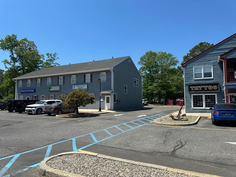 More Photos Of 950 Rt 9, Bayville Unknown For Lease
