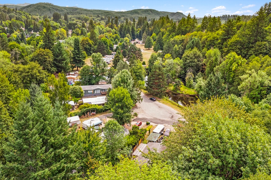 More Photos Of 1105 Riverside Dr, Vernonia Manufactured Housing Mobile Home Park For Sale