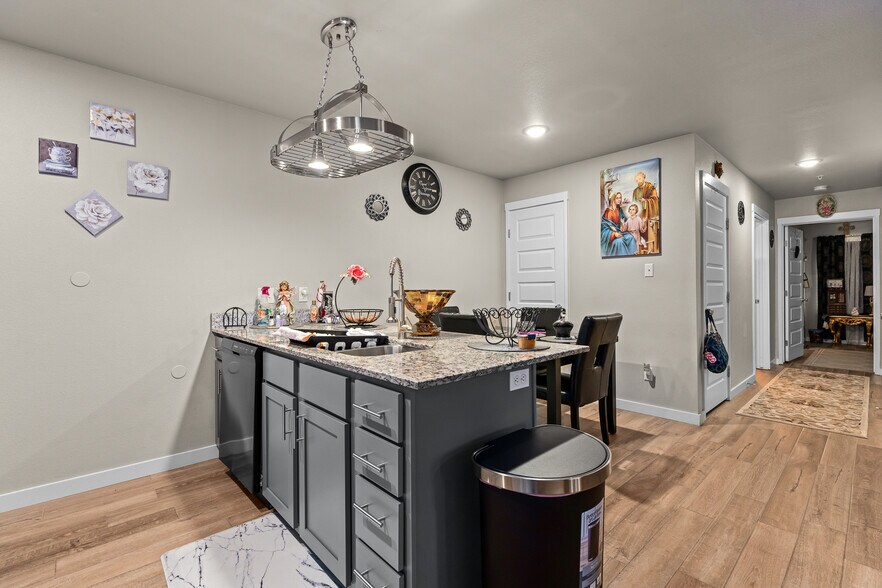 More Photos Of 1400 Jacobs Ave, Fort Smith Apartments For Sale