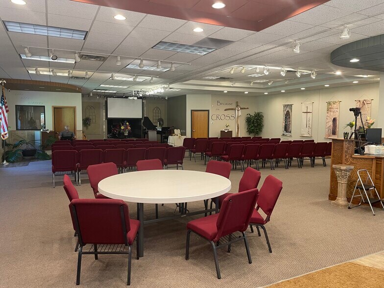 More Photos Of 13720 Lincoln St NE, Ham Lake Warehouse For Sale