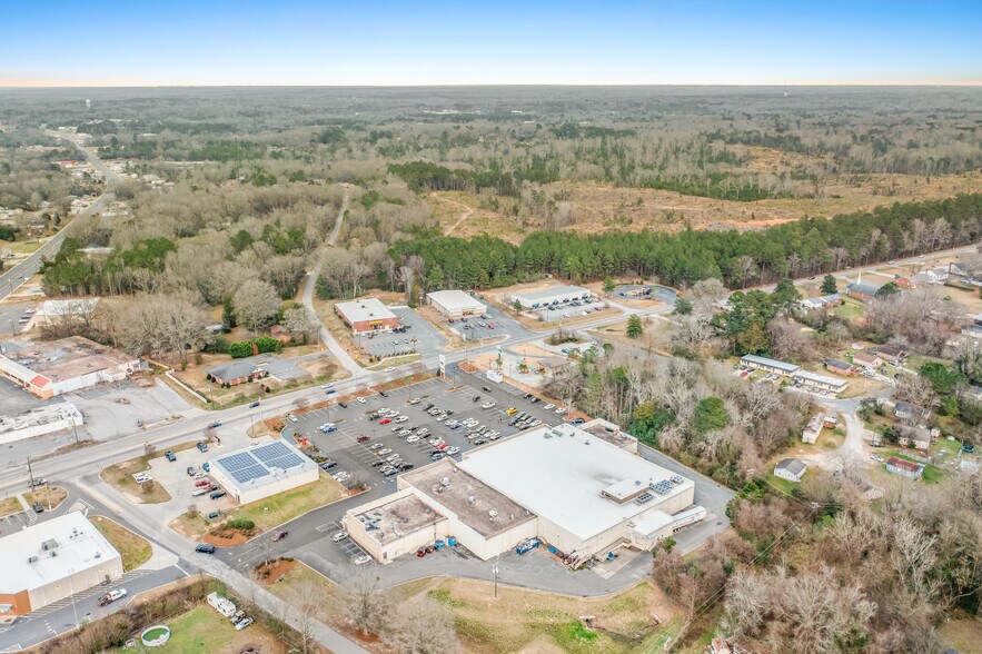 More Photos Of 1730 Airport Rd, Lancaster Unknown For Lease