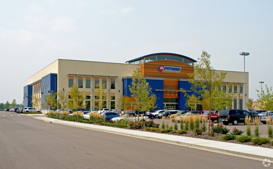 More Photos Of 15900 E Briarwood Cir, Aurora Health Club For Lease