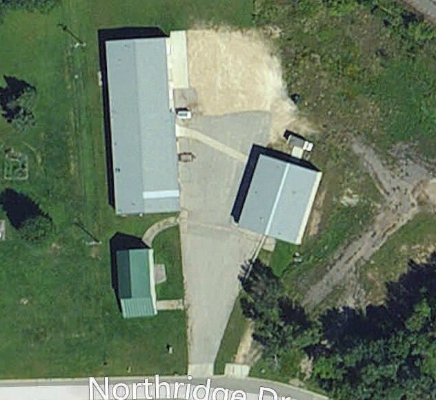 More Photos Of 185 Northridge Dr, Shawano Warehouse For Lease