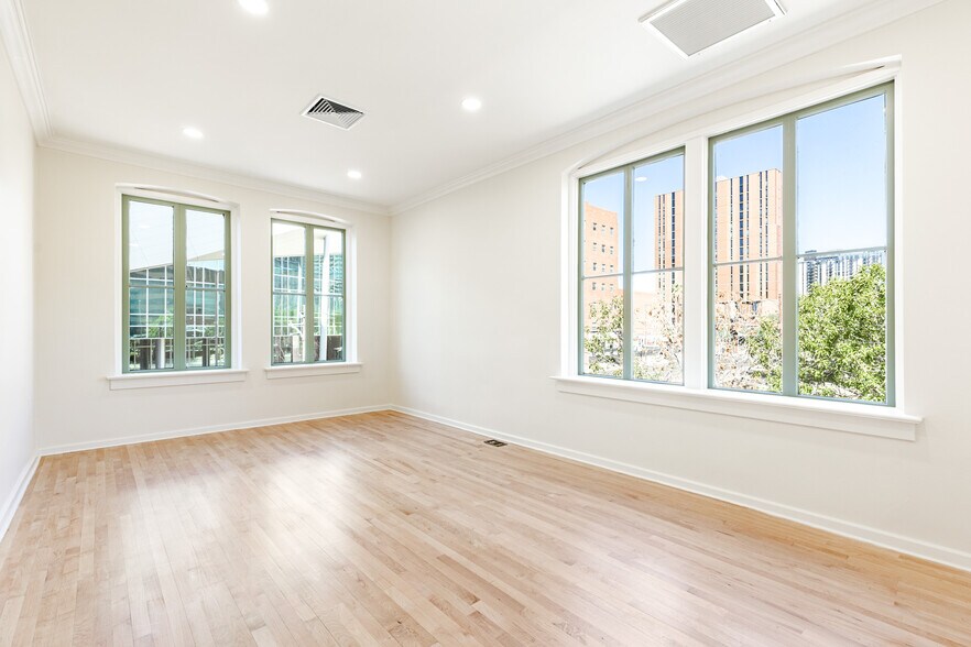 More Photos Of 331 N 1st Ave, Phoenix Office Residential For Lease