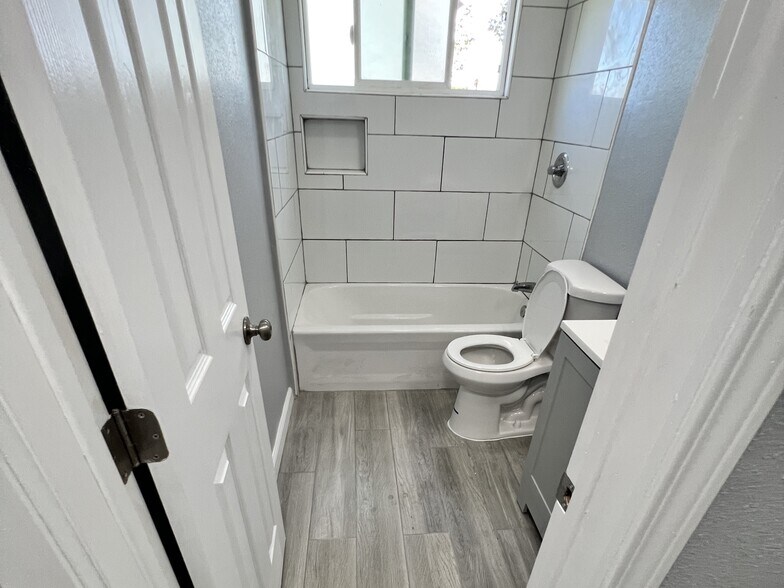 More Photos Of 6150 E Olympic Blvd, Los Angeles Apartments For Sale