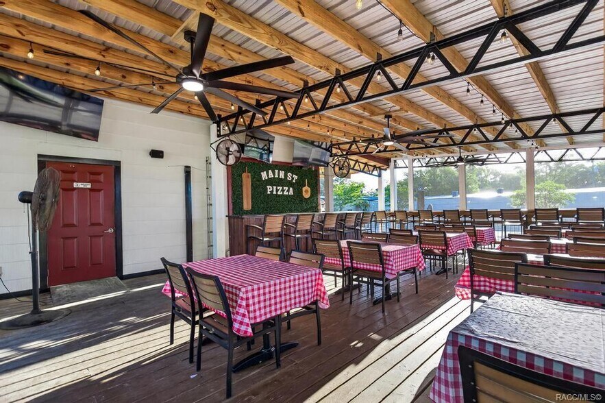 More Photos Of 125 N Main St, Hastings Restaurant For Sale