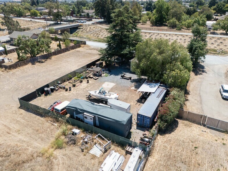 More Photos Of 13350 Kimble Ct, San Martin Apartments For Sale