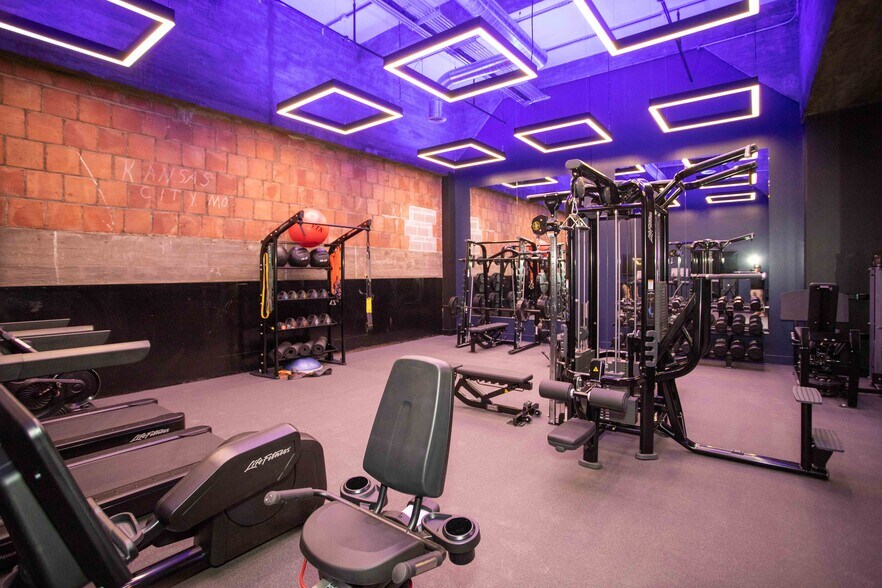 More Photos Of 710 N Tucker Blvd, Saint Louis Coworking Space