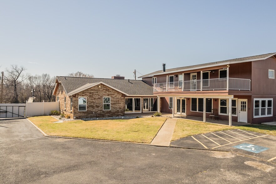 More Photos Of 120 Acuff Ln, Colleyville Medical For Sale
