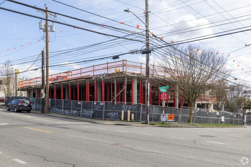 Primary Photo Of 1605 S Jackson St, Seattle Apartments For Lease