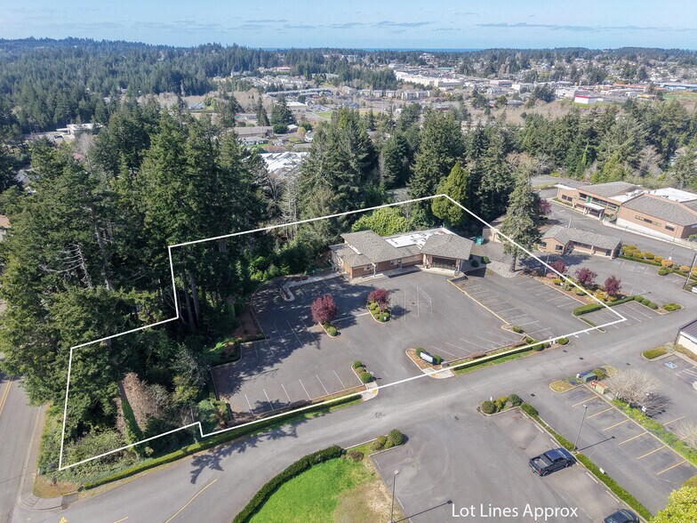 Primary Photo Of 2645 N 17th St, Coos Bay Medical For Sale