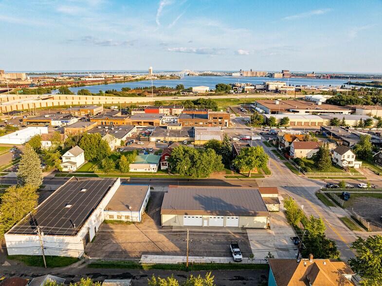 More Photos Of 2321 W 1st St, Duluth Service For Sale