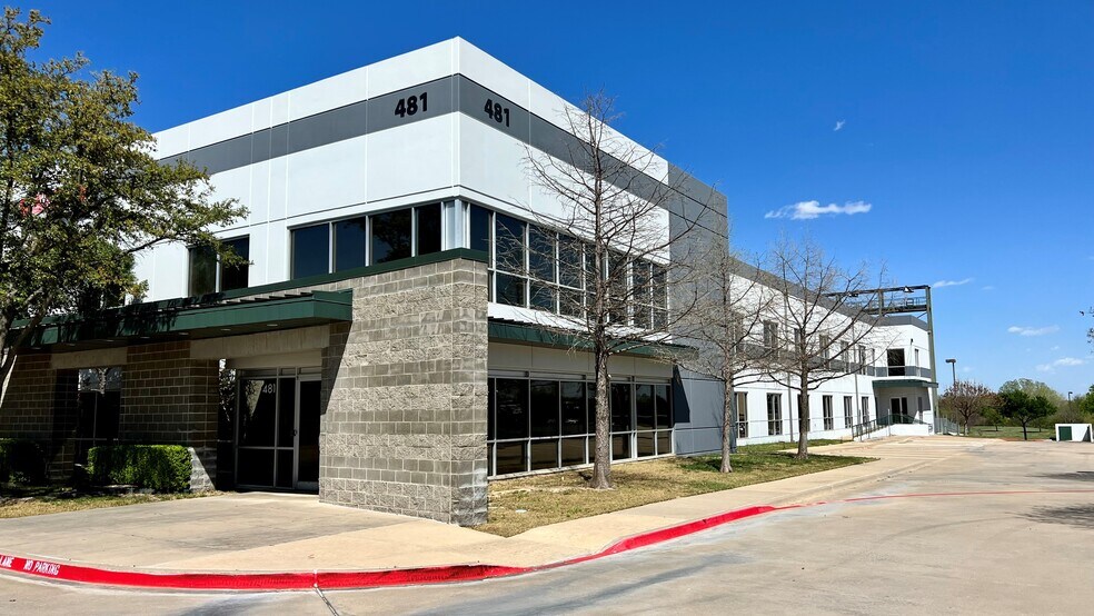 More Photos Of 481 Winscott Rd, Benbrook Office For Lease