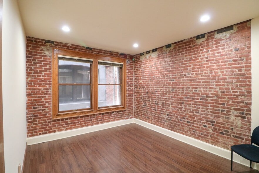 More Photos Of 619-623 S Olive St, Los Angeles Loft Creative Space For Lease