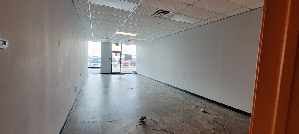 More Photos Of 4100-4130 Wilder Rd, Bay City Storefront For Lease