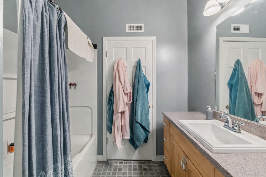 More Photos Of 1215 John St, Baltimore Multifamily For Sale