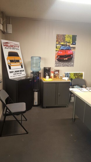 More Photos Of 312 E Maple St, Glendale Auto Repair For Sale