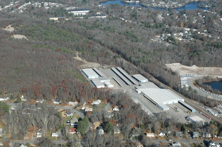 More Photos Of 270 E High St, Avon Lumberyard For Lease