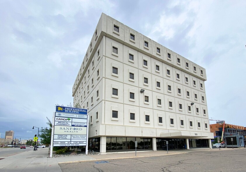 Primary Photo Of 100 4th St S, Fargo Medical For Lease