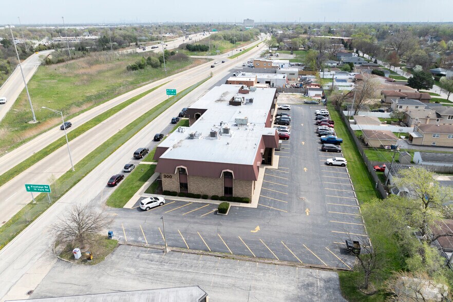 More Photos Of 300 W Lake St, Elmhurst Office For Sale