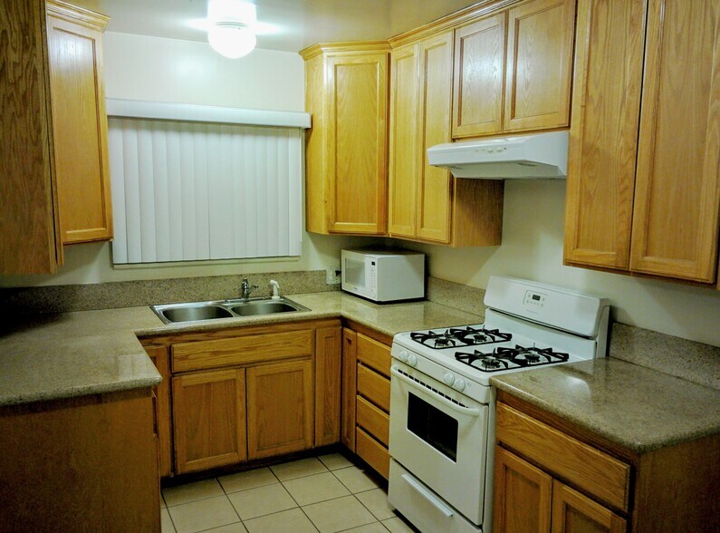 More Photos Of 12843 Columbia Way, Downey Land For Sale