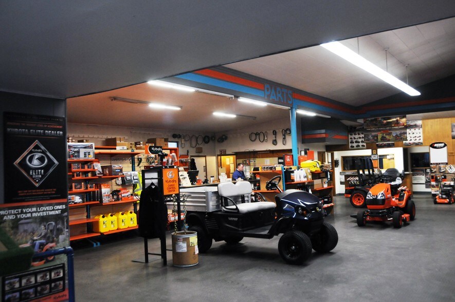 More Photos Of 2811-2815 Virginia Ave, Everett Freestanding For Sale