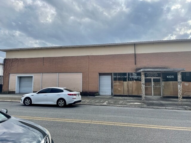 More Photos Of 411 W Madison St, Starke Storefront Retail Office For Lease