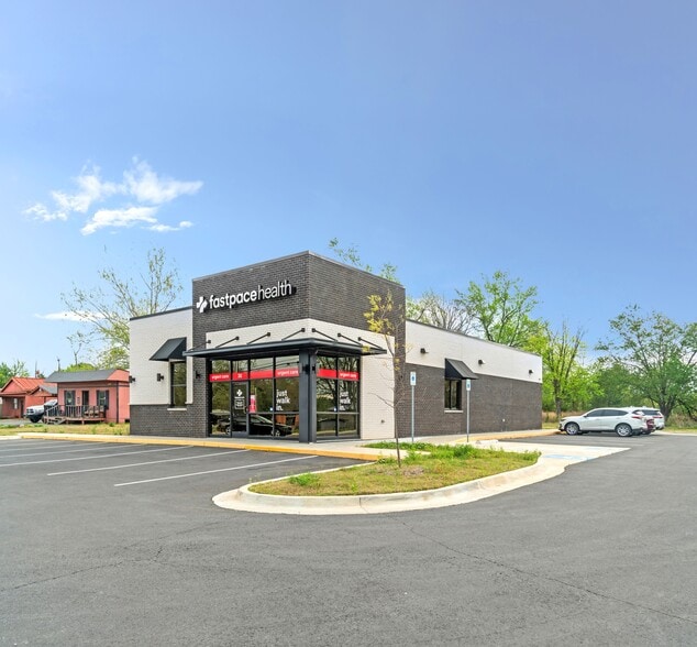 Primary Photo Of 32 S Broadview St, Greenbrier Medical For Sale