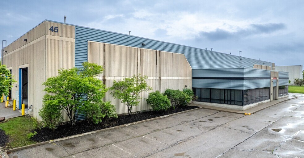 More Photos Of 45 Moyal Ct, Concord Manufacturing For Lease