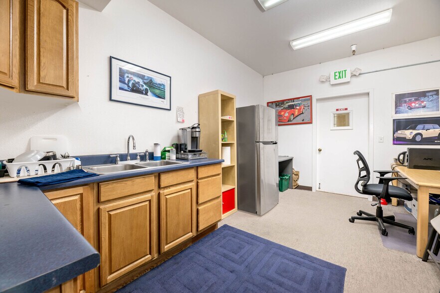 More Photos Of 870 Gold Flat Rd, Nevada City Research And Development For Sale