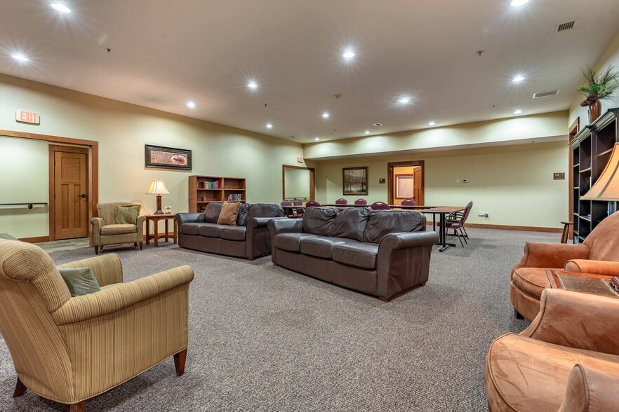 More Photos Of 394 Woodland Dr, Fergus Falls Assisted Living For Sale