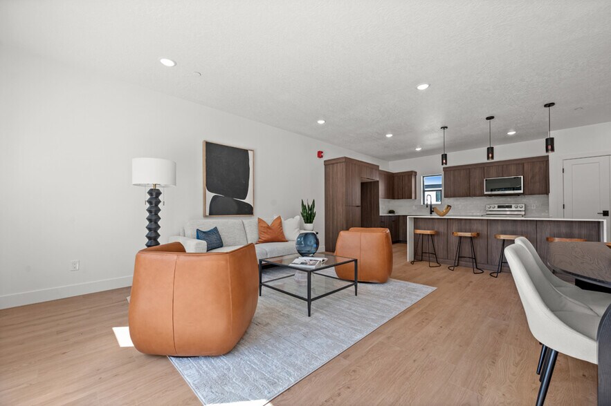 More Photos Of 4348 S 900 E, Millcreek Apartments For Sale