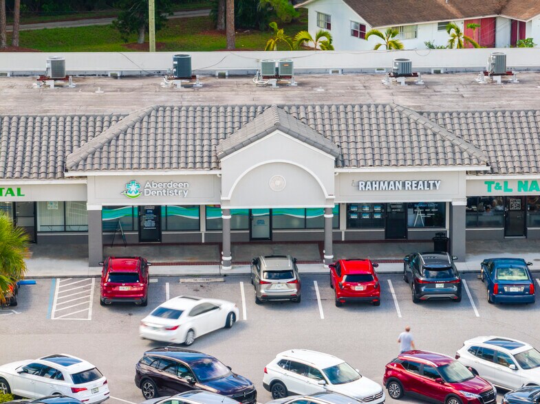 More Photos Of 4966 Le Chalet Blvd, Boynton Beach Unknown For Lease