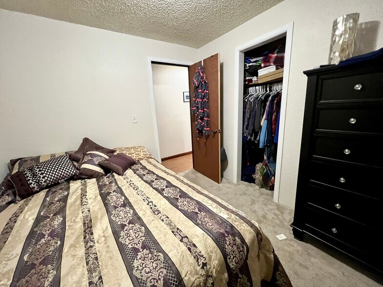 More Photos Of 803 Halibut Point Rd, Sitka Storefront Retail Residential For Sale