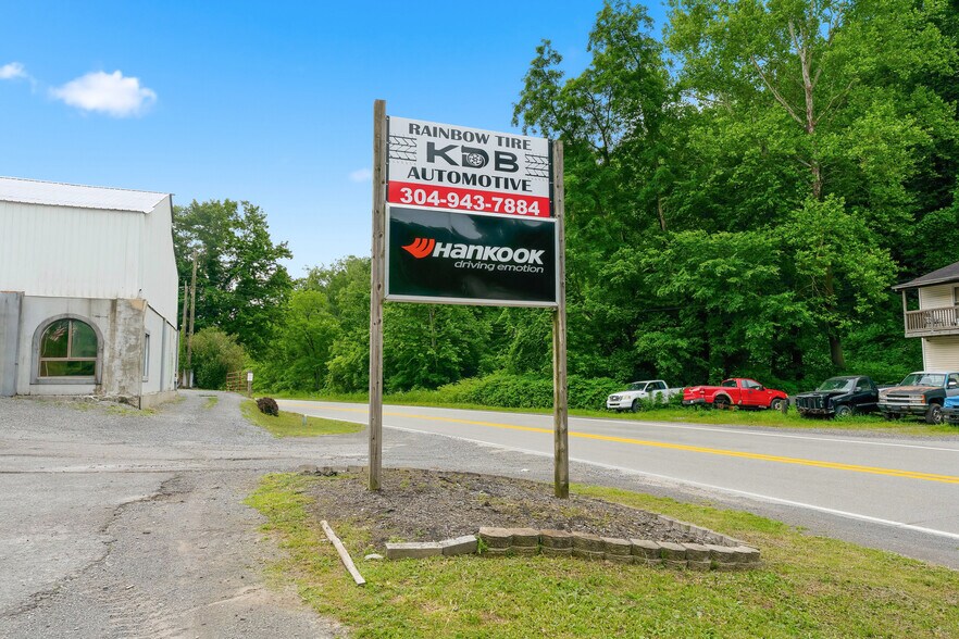 More Photos Of 622 Blue Horizon Dr, Morgantown Auto Repair For Sale