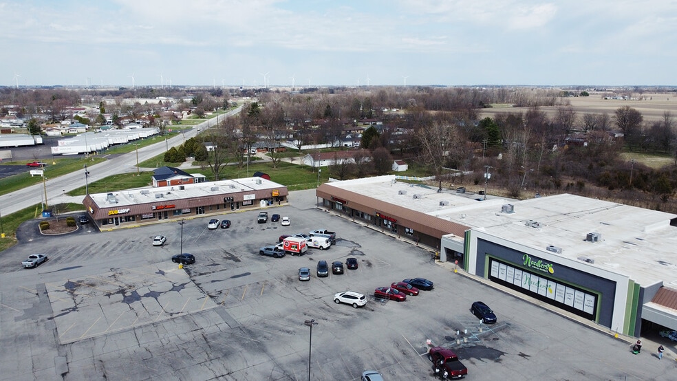 More Photos Of 1501-1519 S State Road 37, Elwood Unknown For Lease